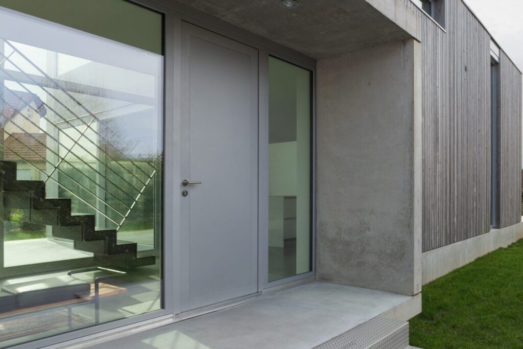 Everlast Windows and Doors - Dundee - AluCladPanelDoors e1758473166643